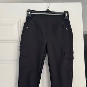 Avalanche Women's Black Cargo Joggers